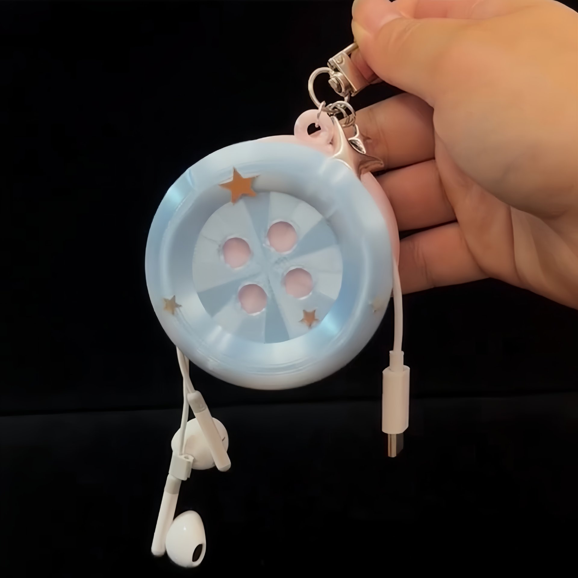Chaveiro 3D Kawaii Redondo em  - Cable Winder Keychain avaliação e preço